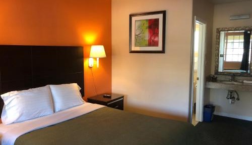 Queen Room