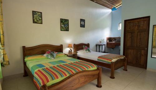 Comfort Triple Room with Shower
