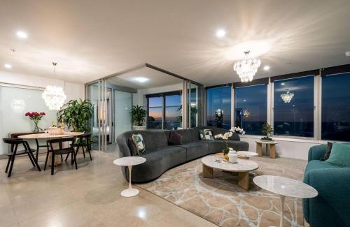 Surfers Paradise House | CLOUD ON 69 / SURFERS PARADISE