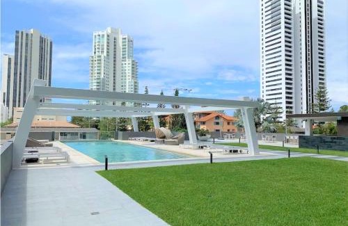 Broadbeach Apartment | High-End stylish Apartment by Serain Residences