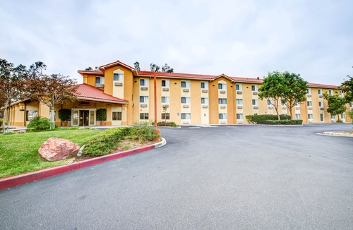 Fontana Hotel | Comfort Inn Fontana
