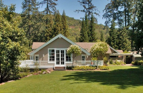 Deer Park Hotel | Meadowood Napa Valley