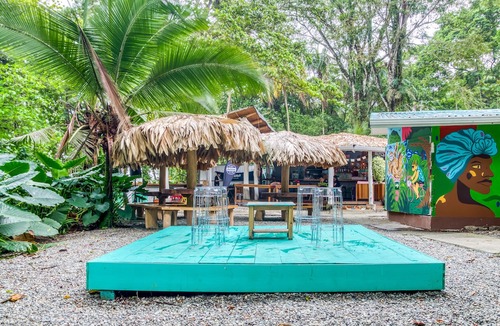 Puerto Viejo de Talamanca Hotel | Selina Puerto Viejo