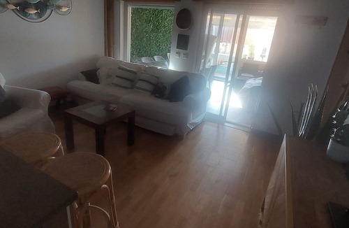 Aldeia do Meco Condo | Apartment with pool near the beach. Pets accepted.