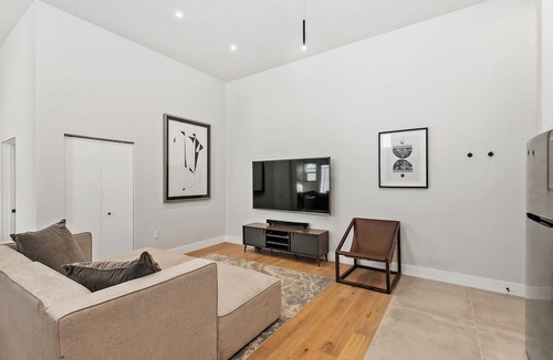 City Heights Apartment | Modern 2-bedroom apartment in Talmadge, San Diego