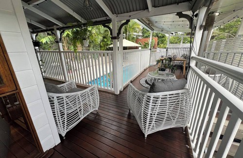 Bardon House | Bardon Beauty Pool with self contained unit downstairs sleeps 6 to 8