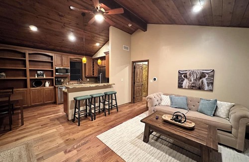 Mountain Center Cabin | Mountain Cabin Retreat on Equestrian Estate