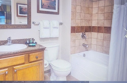 Round Hill Village Apartment | Cozy 1-bedroom apartment with WiFi and fitness room in lovely Zephyr Cove