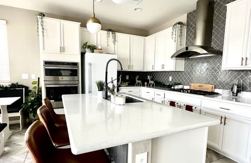 Las Vegas House | Cozy 3-bedroom house with mountain and strip views