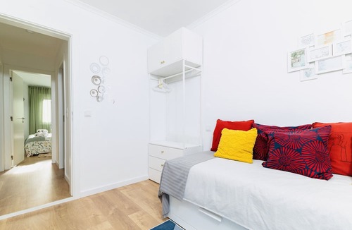 Carvoeira Apartment | Modern 3 bedroom flat in Benfica Lisbon