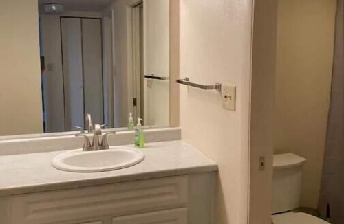 Northeast Reno Condo | One Bedroom Executive Condo Close to UNR and TMCC