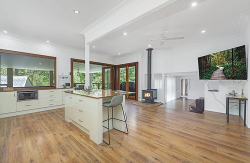Nerang House | Chilled Lifestyle - huge home in a very quiet area of the Gold Coast