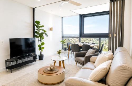 Brisbane Central Business District Apartment | Botanic Serenity - QWR Lv 49 Luxury | BNE River - Apartment