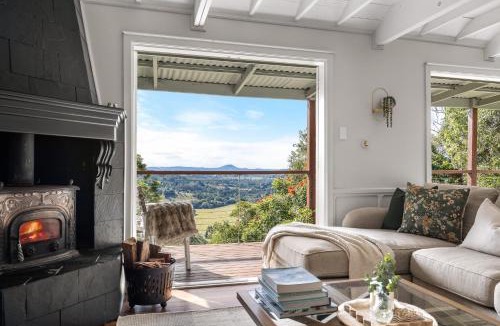 Mapleton House | Misty Valley Cottage