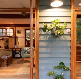 Cooroy House | Magnolia Cottage