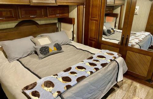 Ahwahnee Other | Happy Hedgehog River Views Hot Tub Private