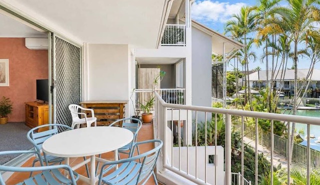 Modern Mermaid Beach | Resort Pool & Walk to Beac