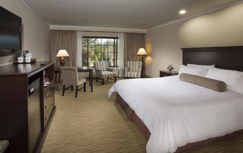 Coast Anabelle Hotel 