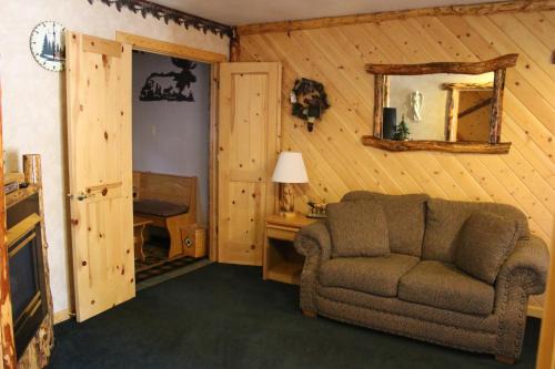 River Rock Lodge 